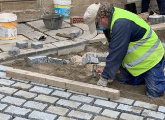 11 nuevos empleos a través del plan Aire para Lúcar y Tíjola Mantenimiento en Tíjola de calles imágen de archivo