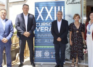 Los Cursos de Verano de la UAL concluyen su impulso a las residencias de mayores y discapacidad desde Tíjola Clausura del curso de Verano en Tíjola