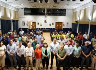 Diputación entrega en Tíjola los diplomas del curso Dúmper a los trabajadores del PFEA Entrega de diplomas en Tíjola