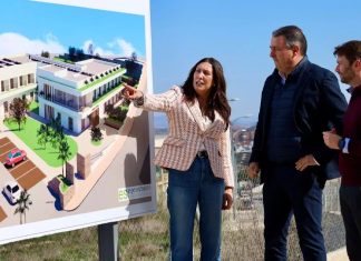 Tíjola contará con una nueva residencia para mayores con 50 plazas Visita al solar donde se ubicará la residencia.