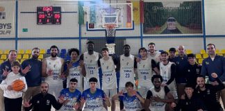 Exhibición del Byspania, victoria aplastante y playoff asegurado en su año de estreno El equipo de Tíjola después del triunfo.