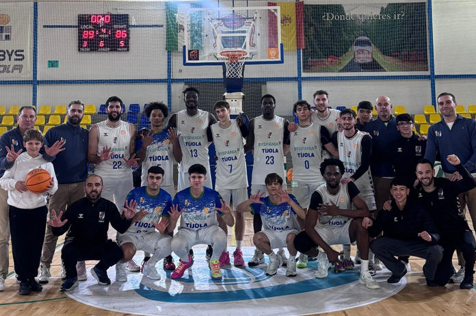 El equipo de Tíjola después del triunfo. El equipo de Tíjola después del triunfo.