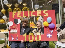 Dolores Corral celebra sus 100 años rodeada del cariño de familiares y amigos La tijoleña llega a los 100 años