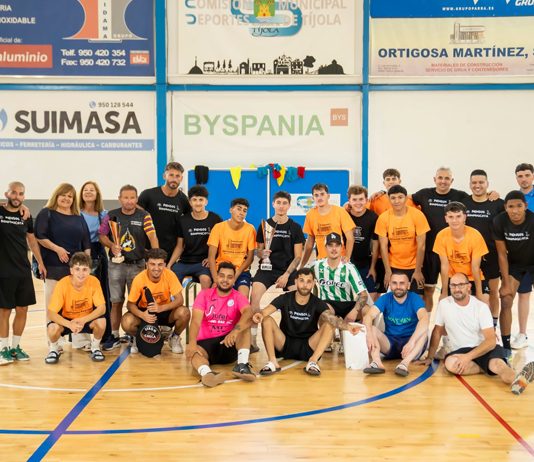 Las 24 Horas de Tíjola regresan a lo grande: fútbol sala, emoción y un campeón de altura Jugadores del torneo